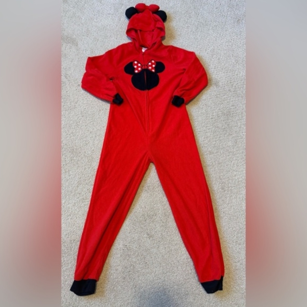 🌞 4/20$ Disney Red Kids Pajamas with Black Details